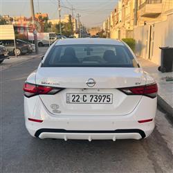 نیسان سێنترا